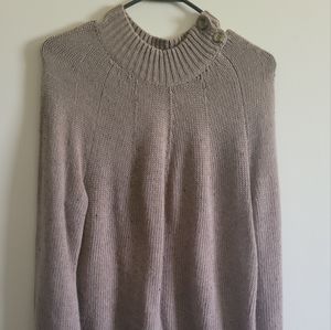 Sahalie brand sweater